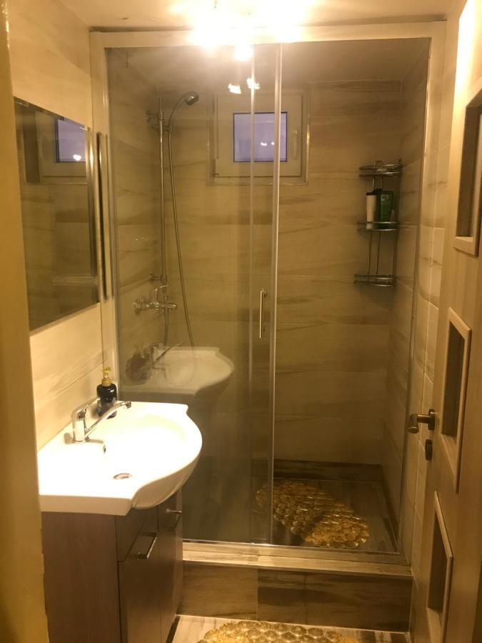 Housing Hella Apartment Nová Lesná Екстериор снимка