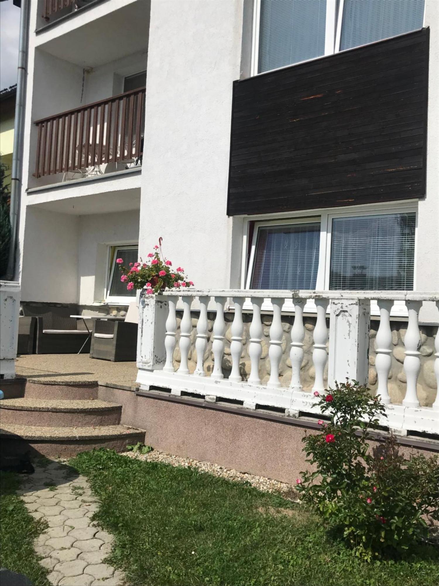 Housing Hella Apartment Nová Lesná Екстериор снимка