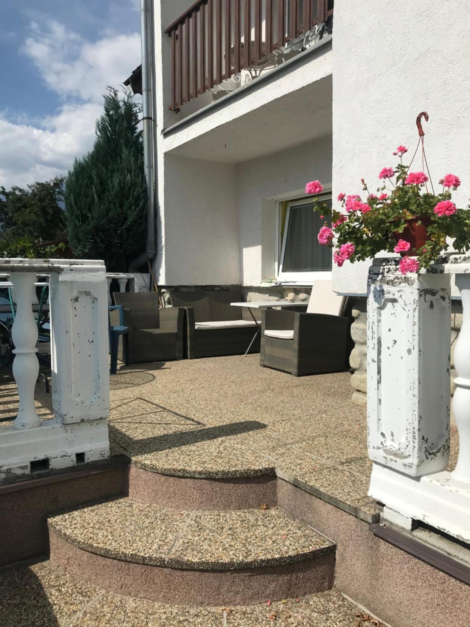 Housing Hella Apartment Nová Lesná Екстериор снимка