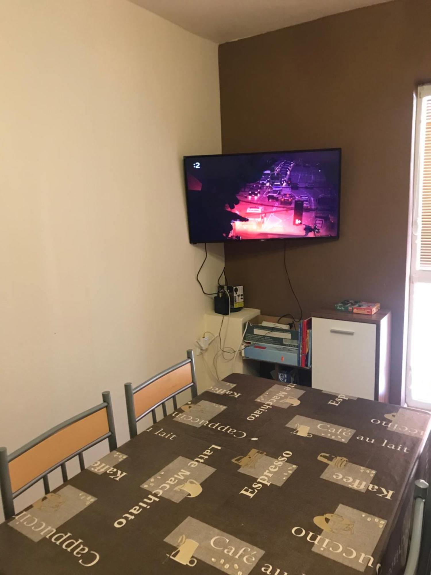 Housing Hella Apartment Nová Lesná Екстериор снимка